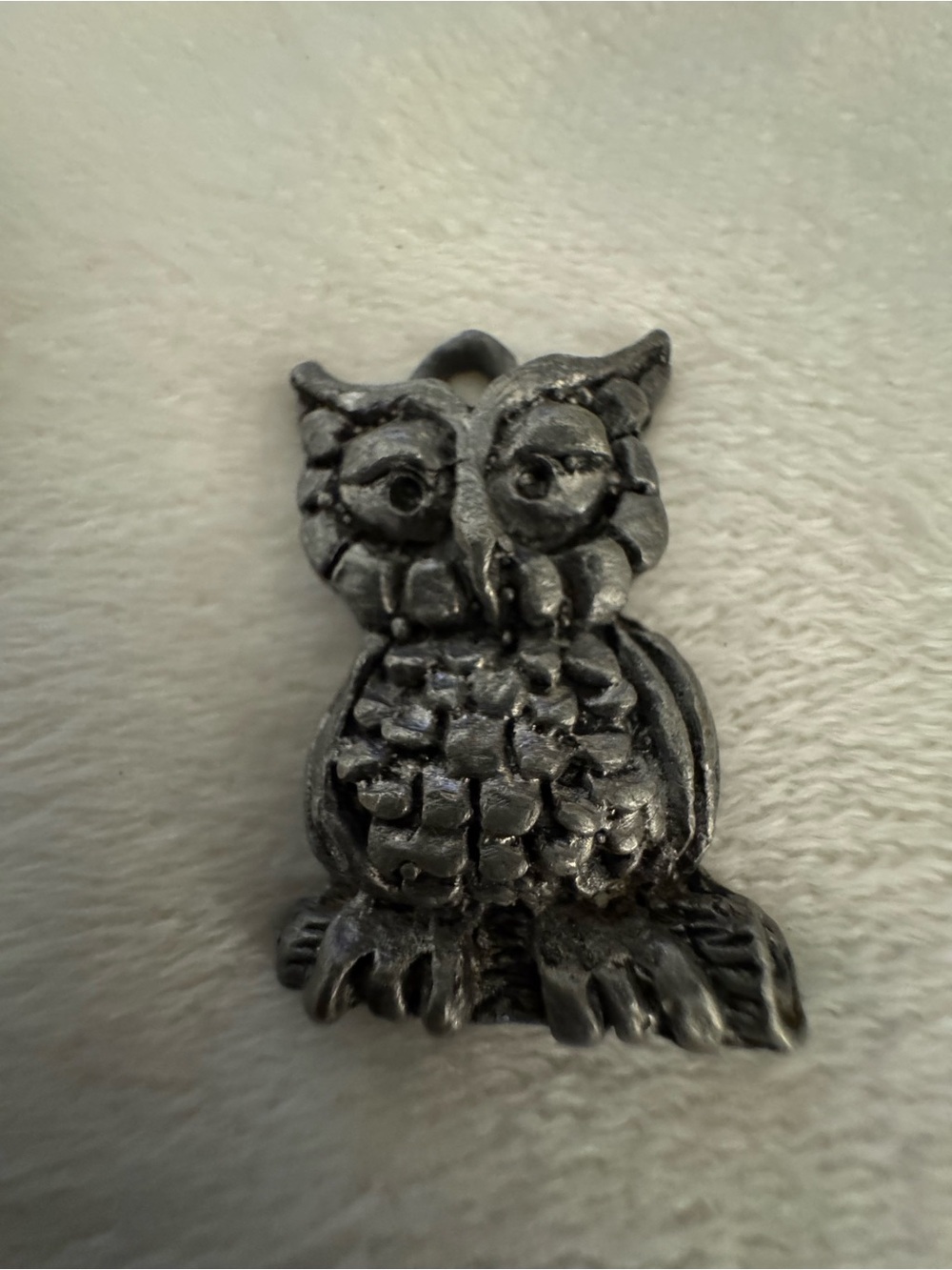 Silver Owl Pendant Necklace - Vintage-Inspired Women's Jewelry
